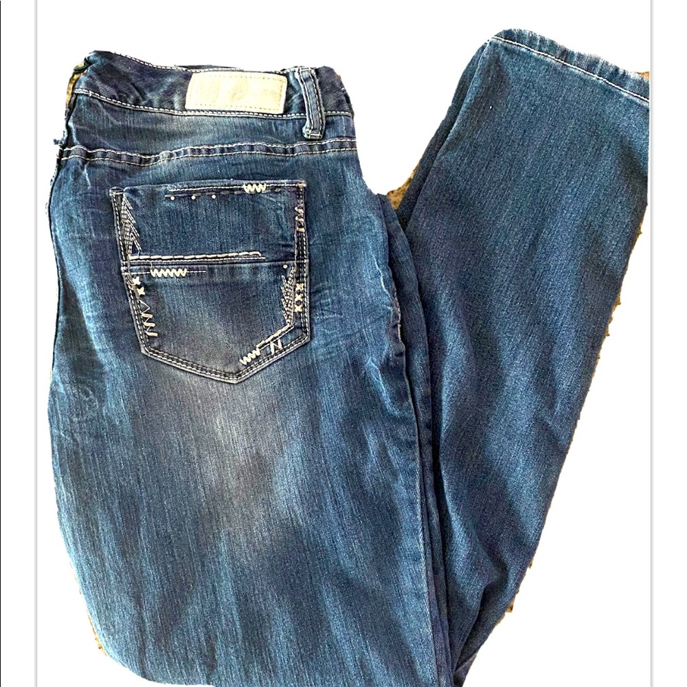 SOLD- 3/$20 Ariya Jeans - Picture 3 of 5